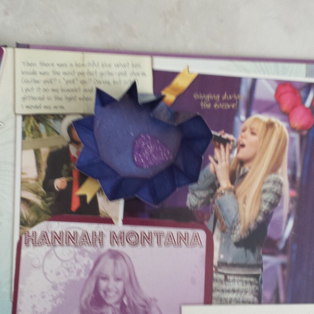 Hannah Montana hardback book and game - Picture 7 of 9